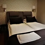 Marina Szálloda 3*