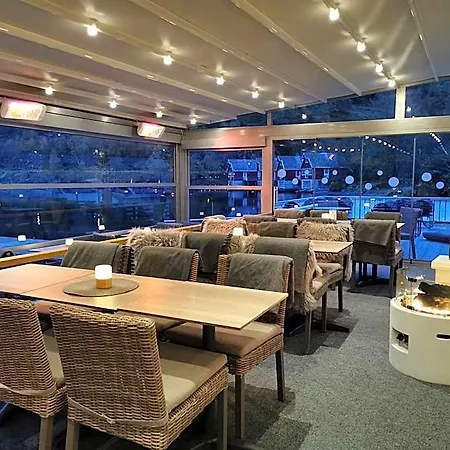 Marina Hotel 3*