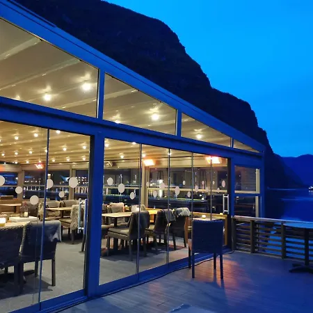 Hotel Marina 3*